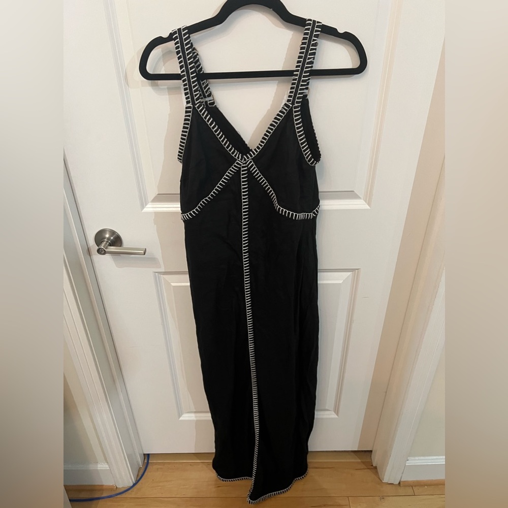 DISSH Linen Dress with Contrast Stitching | US 6